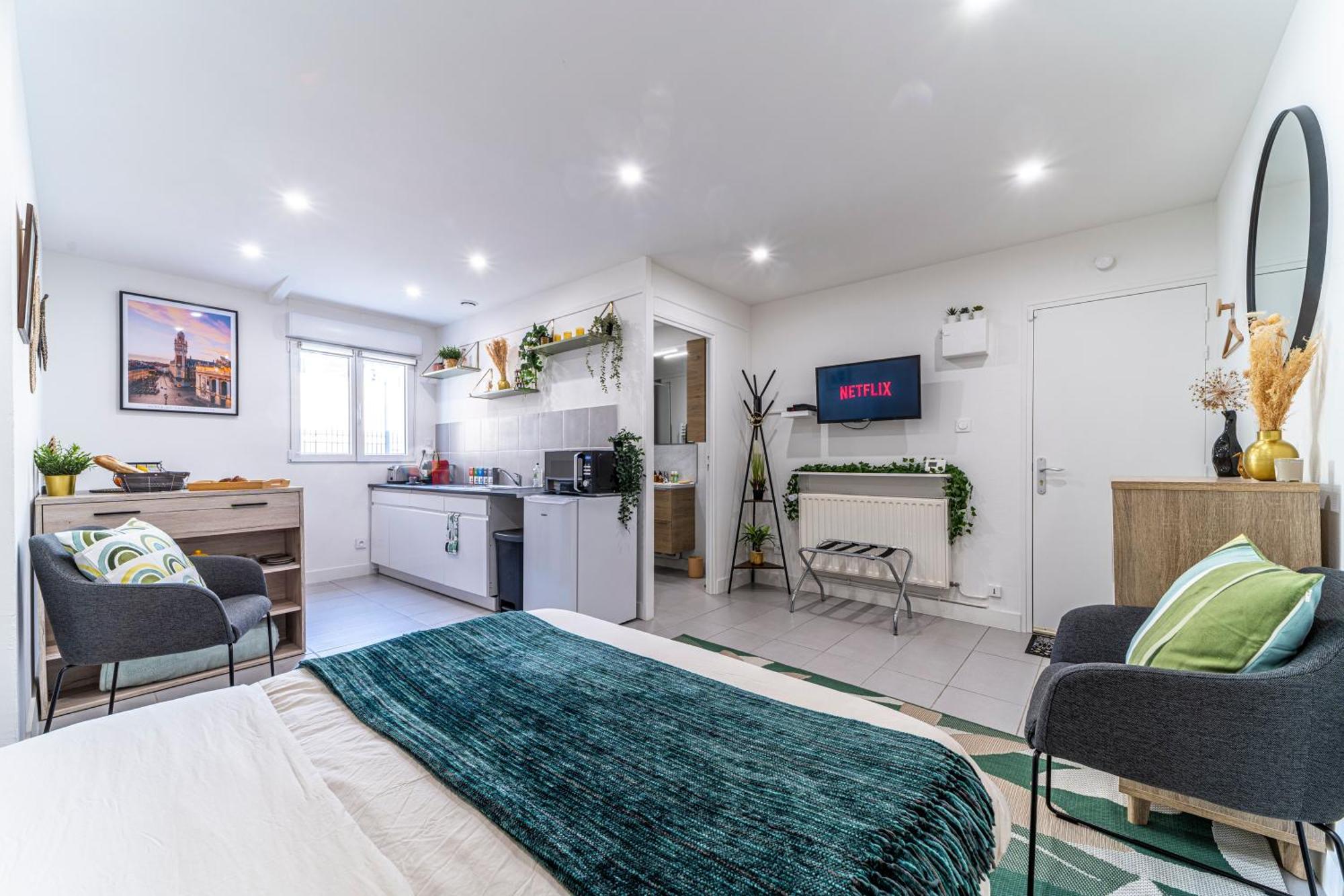 Апартаменты Le Cosy - Free Parking - Proche Gares Lille - Netflix - Wifi Мон-ан-Барёль Экстерьер фото